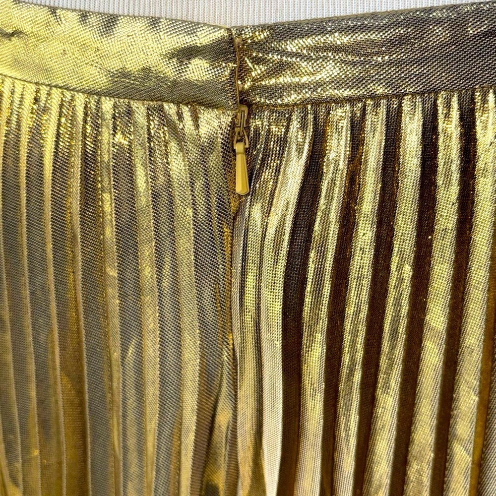 Golden Hour Elegance ✨ | Anne Klein Pleated Midi Skirt - Picture 3 of 4